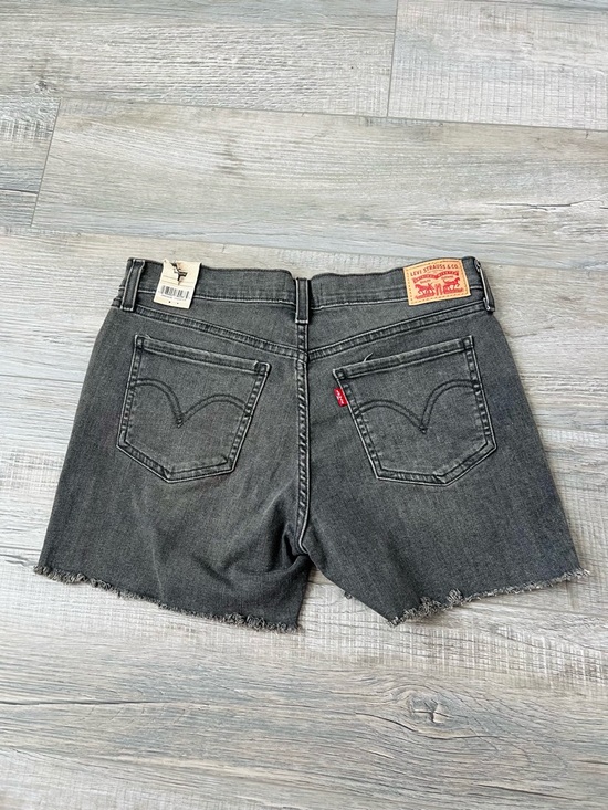 Levi’s 501 Mid Length Denim Shorts Raw hem NWT - Picture 4 of 7